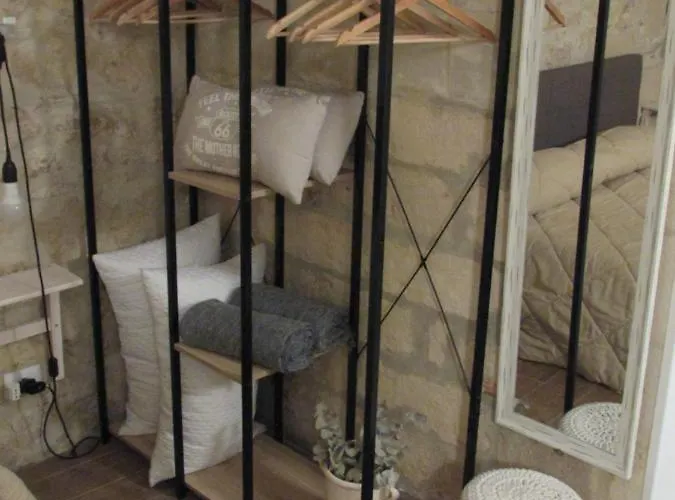 Bed & Breakfast Loft Albicocca 3*