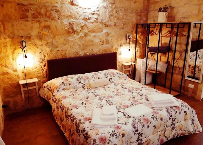 Loft Albicocca Bed & Breakfast Bari